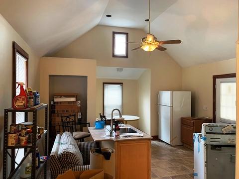 445 Du Page St, Elgin, IL 60120 photo 5