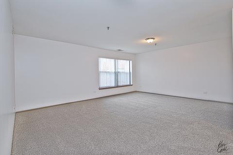3265 Kirchoff Rd #320, Rolling Meadows, IL 60008 photo 4
