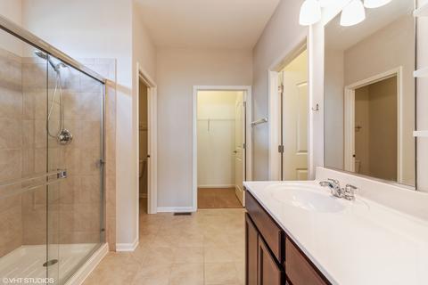 2620 Drexel Dr, Naperville, IL 60564 photo 8