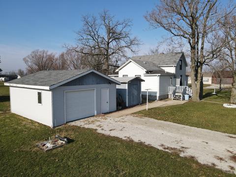816 Masso St, Chenoa, IL 61726 photo 1