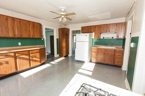 816 Masso St, Chenoa, IL 61726 photo 13