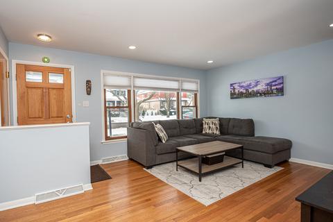 4231 Deyo Ave, Brookfield, IL 60513 photo 3