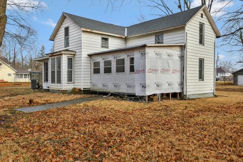 306 S Harrison St, Philo, IL 61864 photo 2