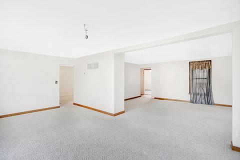 306 S Harrison St, Philo, IL 61864 photo 20
