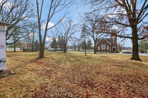 306 S Harrison St, Philo, IL 61864 photo 3