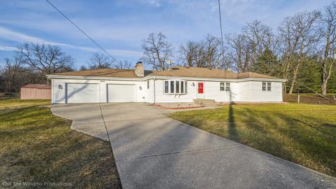 7654 Burr Oak Rd, Roscoe, IL 61073 photo 2