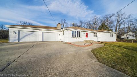 7654 Burr Oak Rd, Roscoe, IL 61073 photo 3