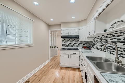 577 E Merle Ln, Wheeling, IL 60090 photo 9