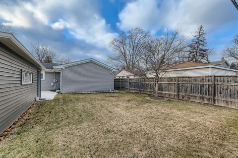 577 E Merle Ln, Wheeling, IL 60090 photo 23
