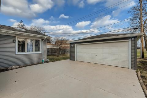 577 E Merle Ln, Wheeling, IL 60090 photo 26