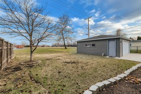 577 E Merle Ln, Wheeling, IL 60090 photo 25