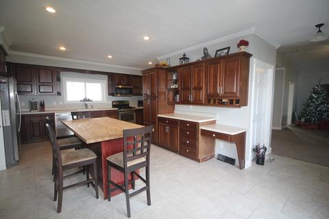 416 Mason St, Chenoa, IL 61726 photo 4