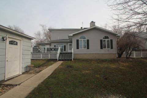 416 Mason St, Chenoa, IL 61726 photo 2