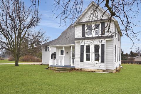 402 Sunset Dr, Chenoa, IL 61726 photo 5