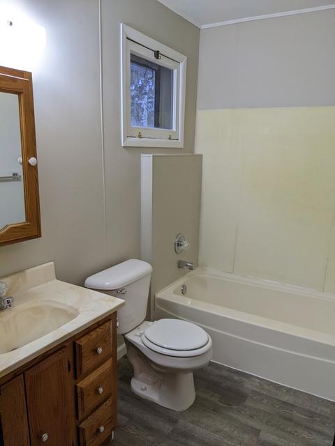 944 Empire St, Freeport, IL 61032 photo 14