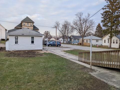 944 Empire St, Freeport, IL 61032 photo 20
