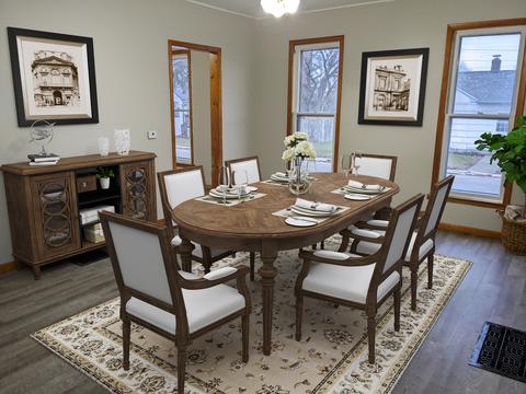 944 Empire St, Freeport, IL 61032 photo 8