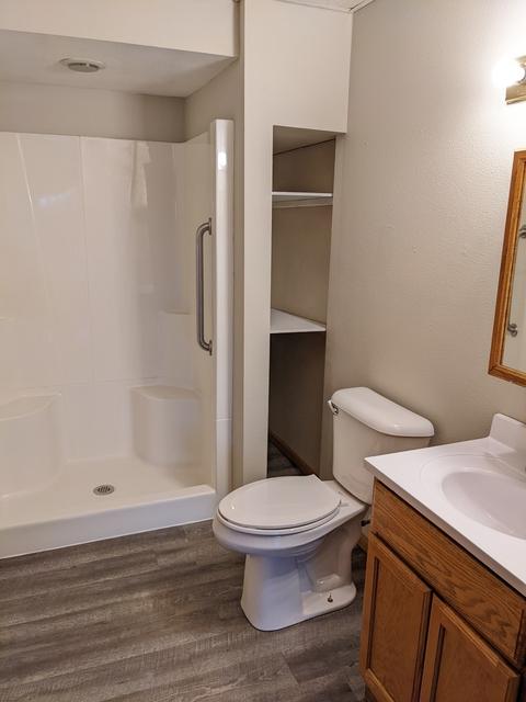 944 Empire St, Freeport, IL 61032 photo 4