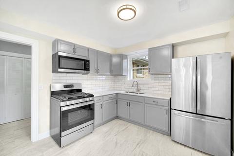 278 Mohawk St, Park Forest, IL 60466 photo 9