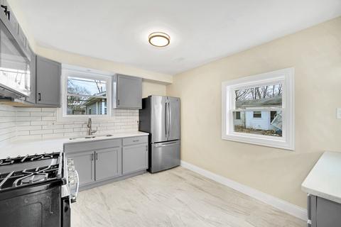 278 Mohawk St, Park Forest, IL 60466 photo 8