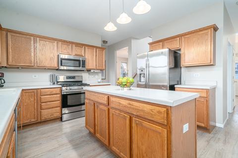 7603 Heatherstone Ln, Plainfield, IL 60586 photo 12