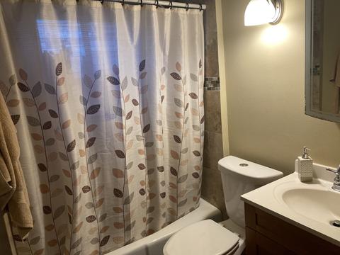 514 Melrose Ct, Elgin, IL 60123 photo 13
