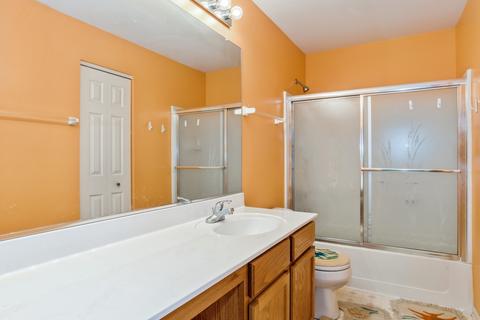 223 Lillian Pl, Bartlett, IL 60103 photo 14