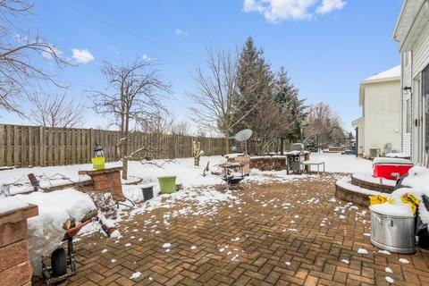 223 Lillian Pl, Bartlett, IL 60103 photo 18