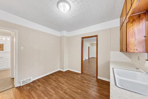 339 N 8th Ave, Kankakee, IL 60901 photo 9