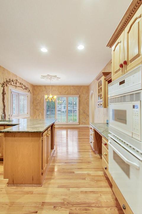 506 Kenmare Dr, Burr Ridge, IL 60527 photo 15