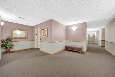 1675 Mill St #504, Des Plaines, IL 60016 photo 17