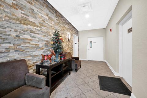 1675 Mill St #504, Des Plaines, IL 60016 photo 5