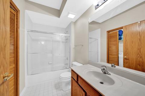 1675 Mill St #504, Des Plaines, IL 60016 photo 15