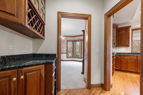 1616 Camden Pl, Wheaton, IL 60189 photo 13