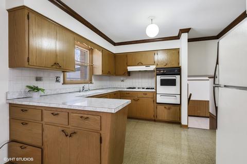 284 Scott St, Wheeling, IL 60090 photo 4
