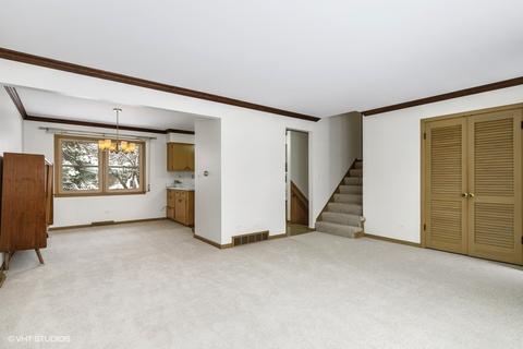 284 Scott St, Wheeling, IL 60090 photo 3