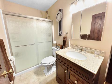 929 E 2300 North Rd, Danforth, IL 60930 photo 12