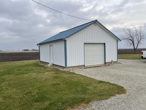 929 E 2300 North Rd, Danforth, IL 60930 photo 20