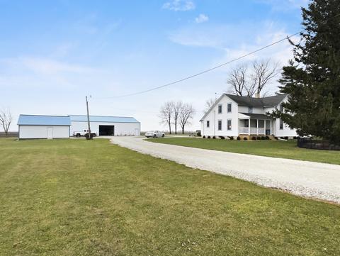 929 E 2300 North Rd, Danforth, IL 60930 photo 1