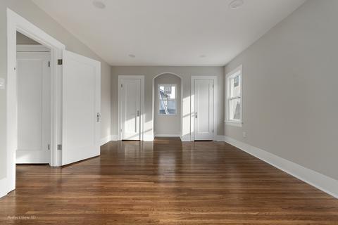 4 S Commonwealth Ave, Aurora, IL 60506 photo 22