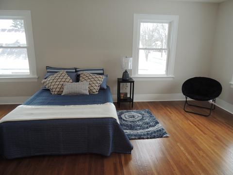4 S Commonwealth Ave, Aurora, IL 60506 photo 24