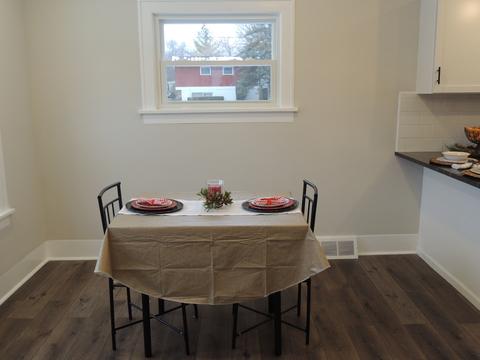 4 S Commonwealth Ave, Aurora, IL 60506 photo 16