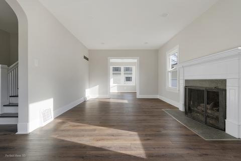4 S Commonwealth Ave, Aurora, IL 60506 photo 11