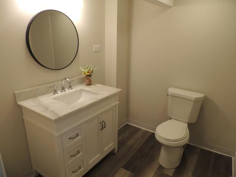 4 S Commonwealth Ave, Aurora, IL 60506 photo 38