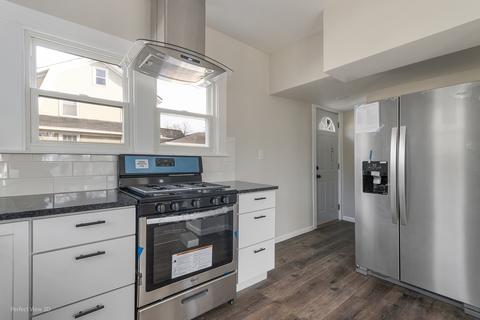 4 S Commonwealth Ave, Aurora, IL 60506 photo 18