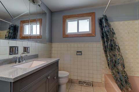 40 E Judith Ann Dr, Mount Prospect, IL 60056 photo 14
