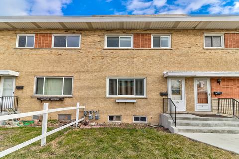 40 E Judith Ann Dr, Mount Prospect, IL 60056 photo 2