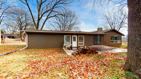 9 Reynolds Ct, Normal, IL 61761 photo 4
