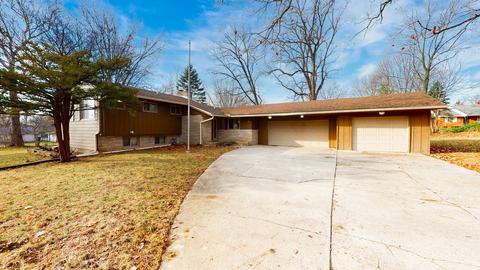 9 Reynolds Ct, Normal, IL 61761 photo 1