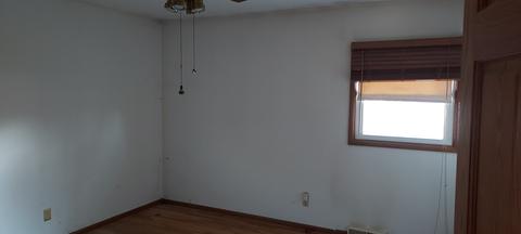 667 Shimer Dr, Freeport, IL 61032 photo 7
